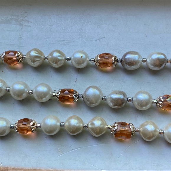 3 strand vintage necklace - Picture 8 of 8